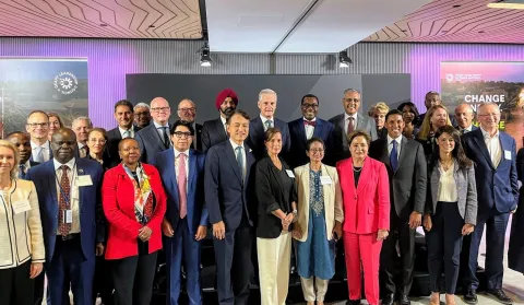 The GEAPP Leadership Council, together with the GEAPP Board Members, at the third in-person GLC convening, held on the sidelines of UNGA and Climate Week in New York. Photo by: Tolani Alli